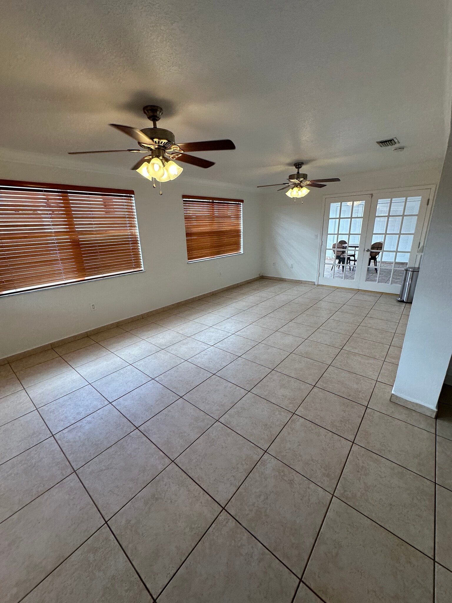 Large family room for large gatherings - 403 SW 78th Pl
