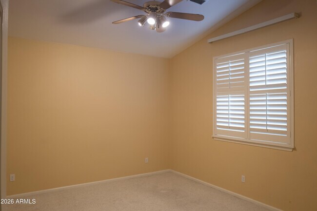 Building Photo - 844 W Azalea Dr