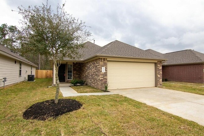Primary Photo - 3712 Alexus Dr