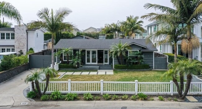 Primary Photo - 309 Kings Pl