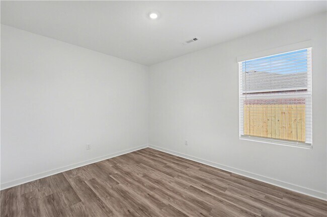 Building Photo - 539 Colorado St