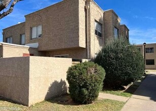 Building Photo - Maryvale 2br Townhome