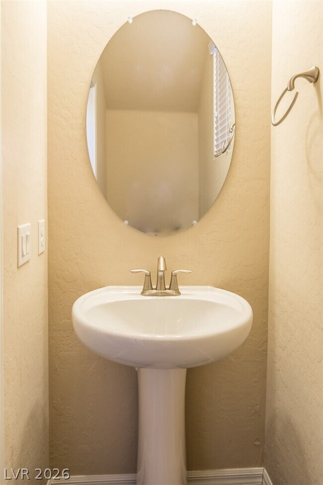 Building Photo - 11242 Ventura Grass Ct