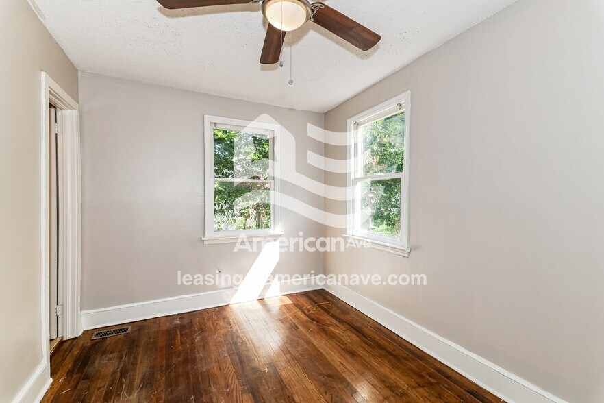 Building Photo - 207 Branham St