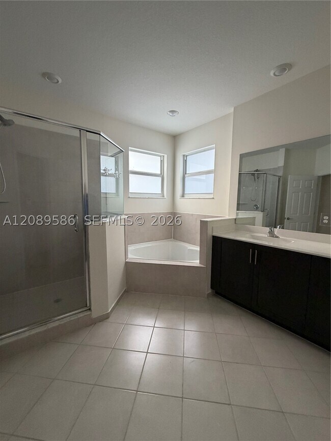 Building Photo - 23602 SW 115 Ct