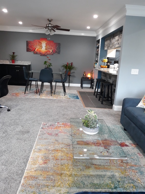 Building Photo - 2000 Waters Edge Dr