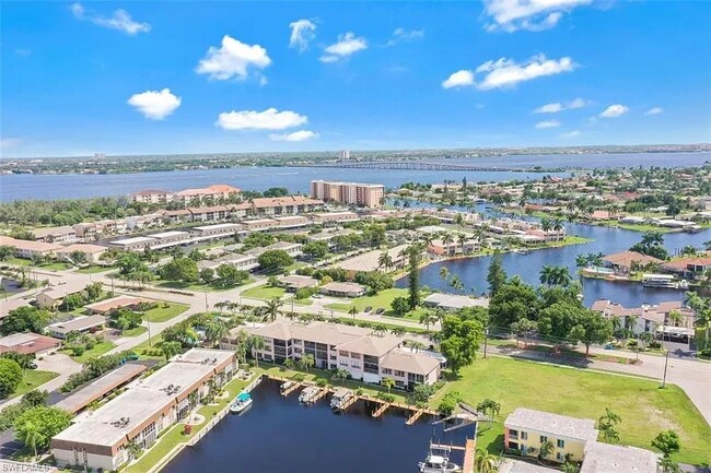 Building Photo - 1835 Beach Pky