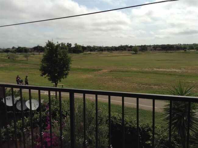 Building Photo - 9811 Sterling Loop