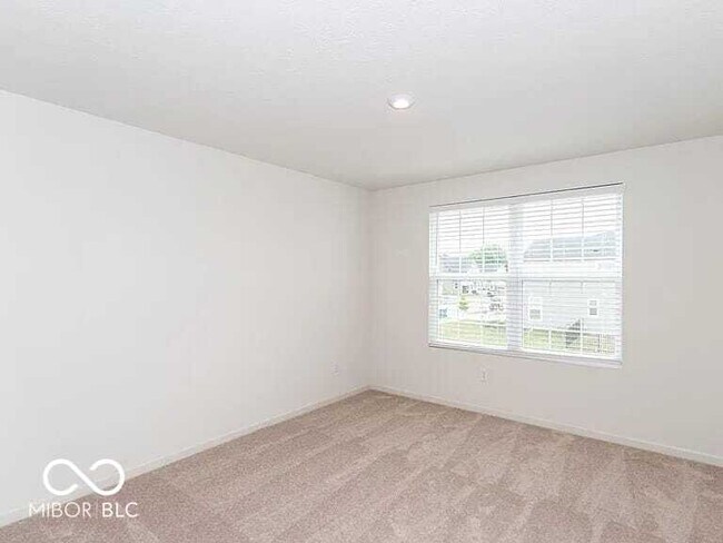 Building Photo - 5403 Veranda Dr