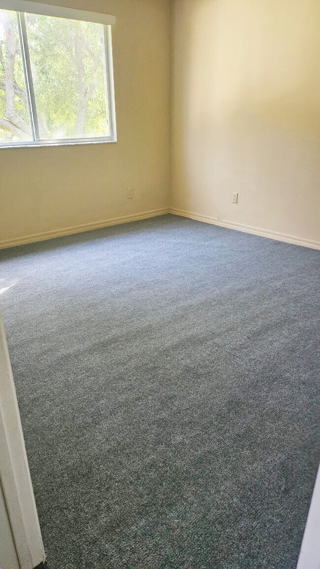 Building Photo - 10161 SW 21 Street #10161