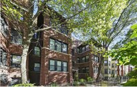 Building Photo - “Spacious 4-Bedroom Duplex in Rogers Park With In-Unit Laundry & Pet-Friendly Living!”