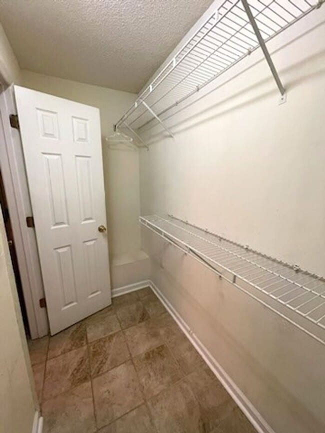 Building Photo - Cape Cottages Condos, Beachy 3 bedroom, 2 ...