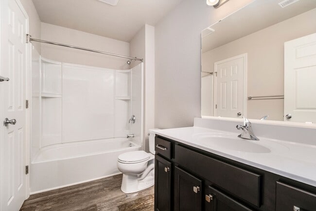 Building Photo - Best Value in Vicksburg