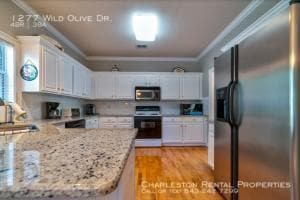 Building Photo - 1277 Wild Olive Dr