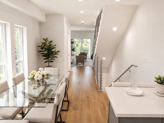 Building Photo - 3 Bed Modern Townhome + 2-Car Private Garage