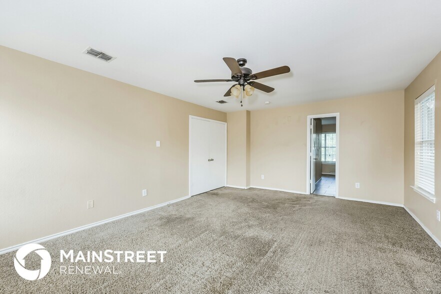 Building Photo - 316 Timberline Dr