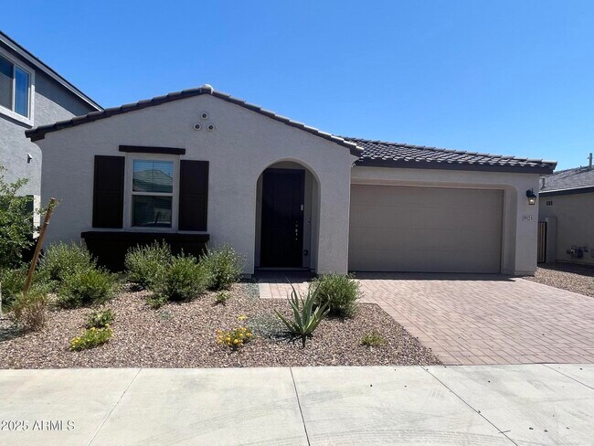 Primary Photo - 9323 E Sector Dr