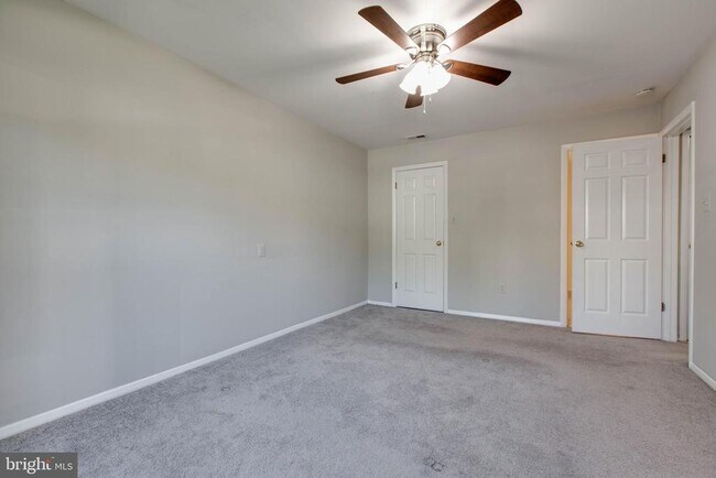 Building Photo - 7764 Mayfair Cir