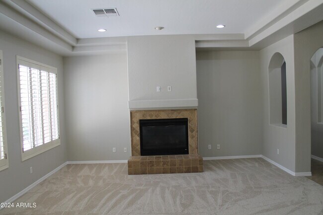 Building Photo - 3942 E Patrick Ln