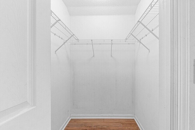 Building Photo - 11415 51st Ct N