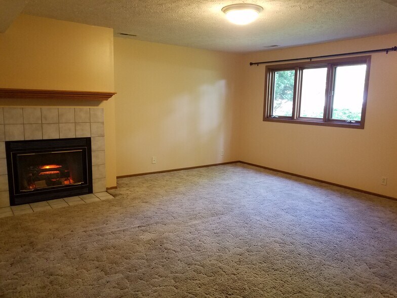 Downstairs Family Room - 5501 S 32nd Cir