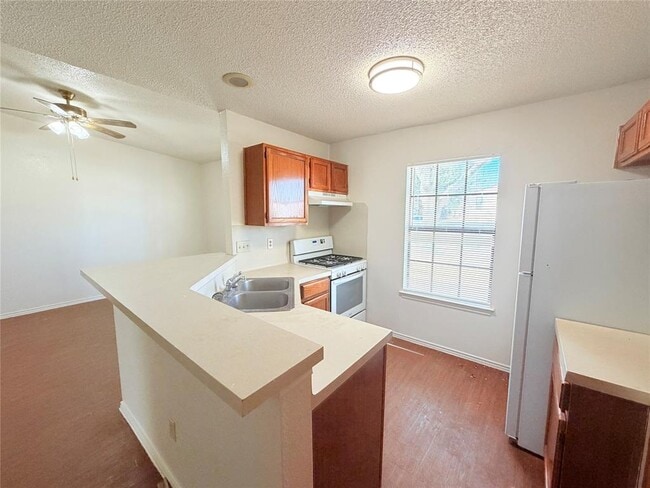 Building Photo - 1213 Ridgemont St