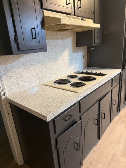 Building Photo - 10721 E 26th Pl