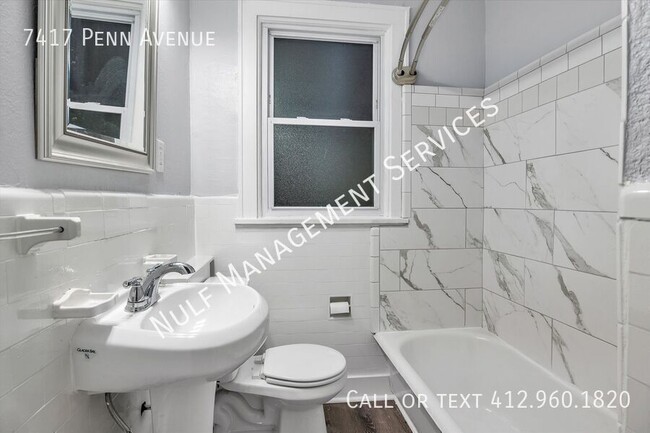 Building Photo - 2 Bed, 1 Bath Apartment in Point Breeze