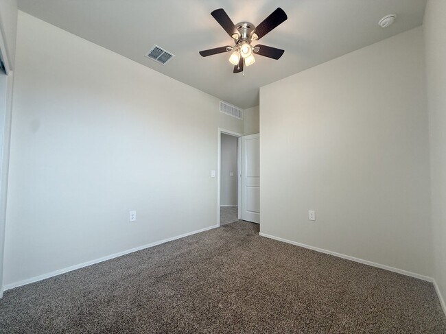 Building Photo - 70 S 190th Dr.