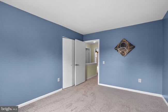 Building Photo - 3811 Ernst Dr