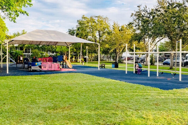 Building Photo - 5720 NE 22nd Way