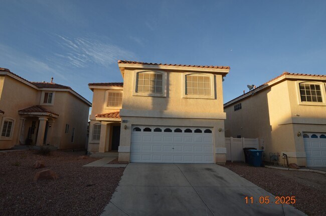 Primary Photo - 10014 Hermit Rapids Ave