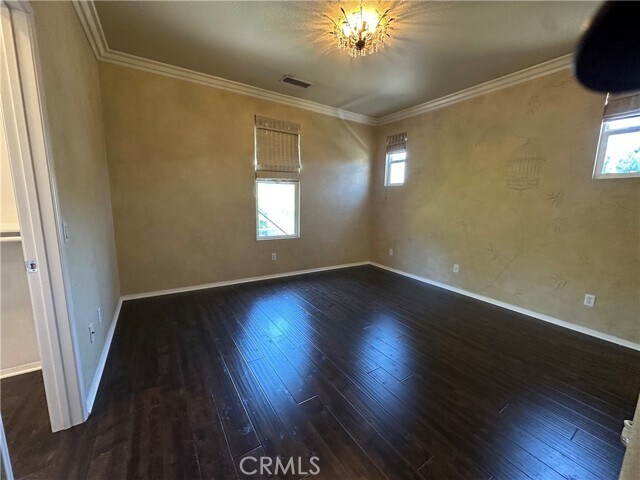 Building Photo - 351 Tall Oak