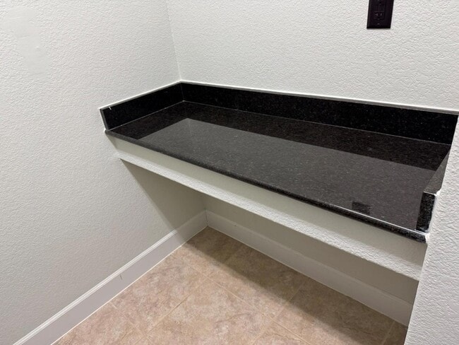 Building Photo - 13704 Camp Comfort Ln