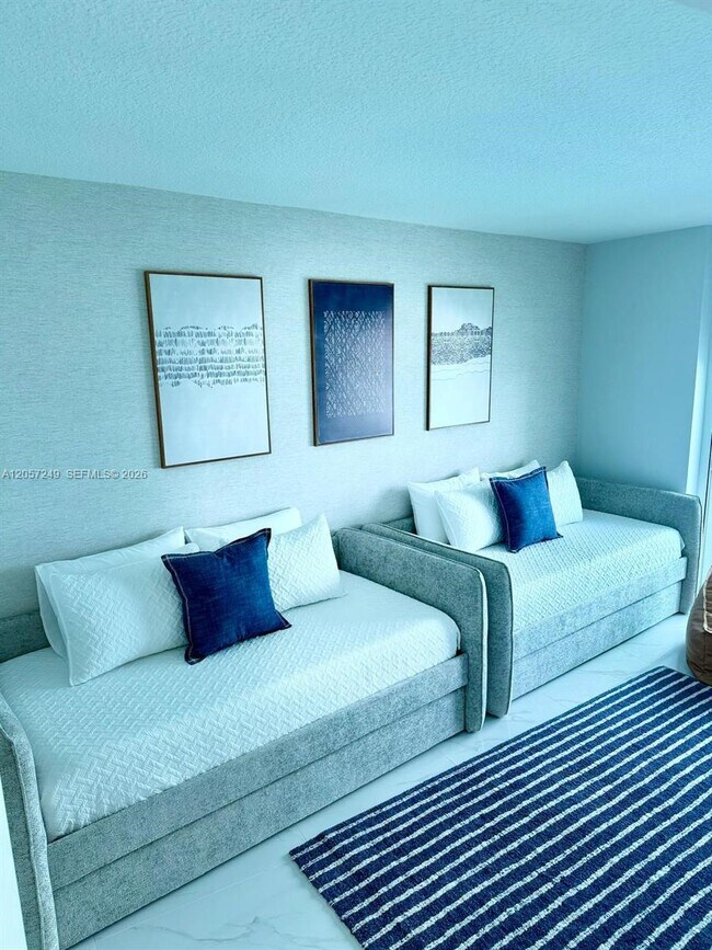 Building Photo - 250 Sunny Isles Blvd