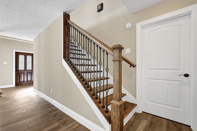 Building Photo - 19810 Bambiwoods Ct