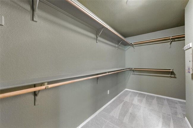 Building Photo - 105 Hal Sutton Cove