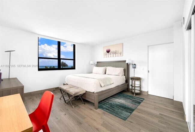 Building Photo - 10185 Collins Ave