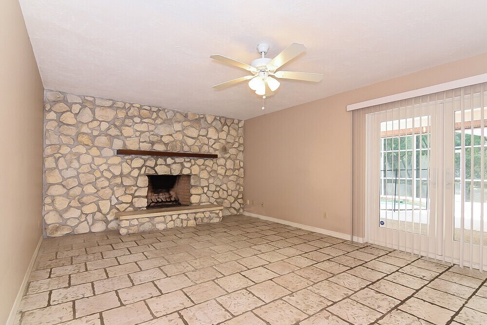Building Photo - 4138 Macaulay Ln