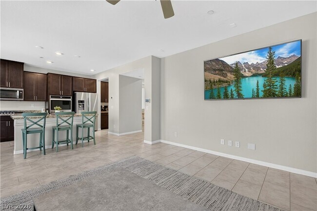 Building Photo - 325 Breve Ct