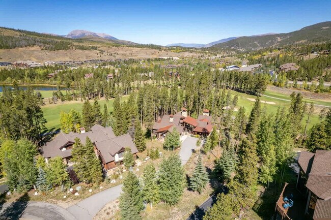 Building Photo - 195 Marks Ln