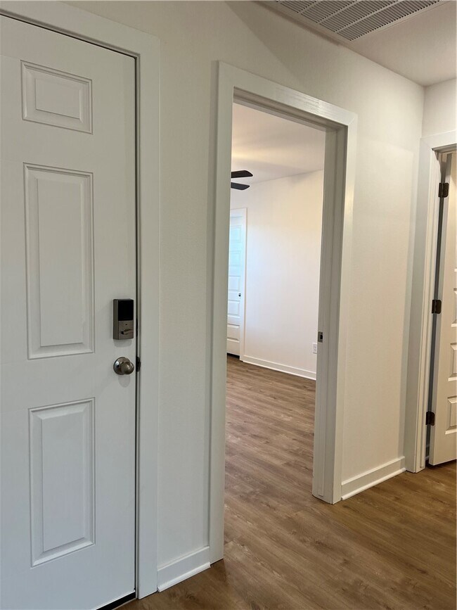 Building Photo - 3031 Amarillo