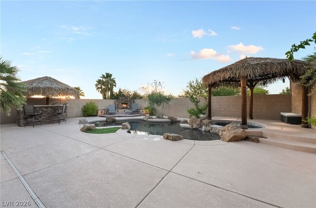 Building Photo - 2676 Lochleven Way