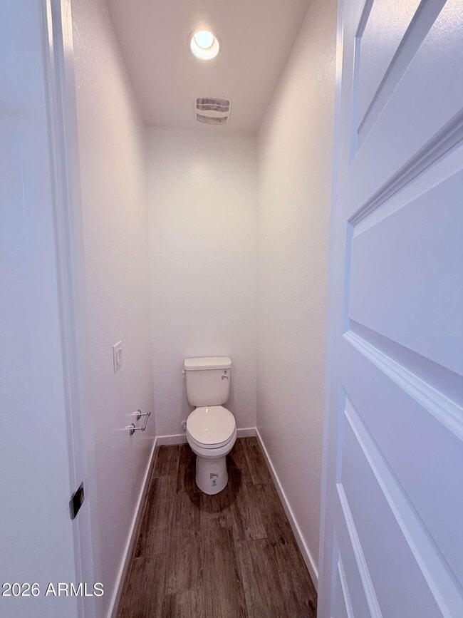 Building Photo - 10126 E Ulysses Ave