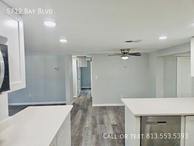 Building Photo - 5712 Bay Blvd