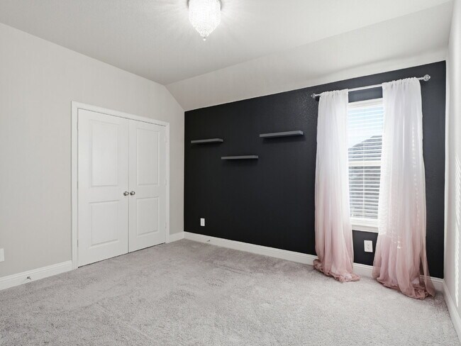 Building Photo - 1128 Red Hawk Ln