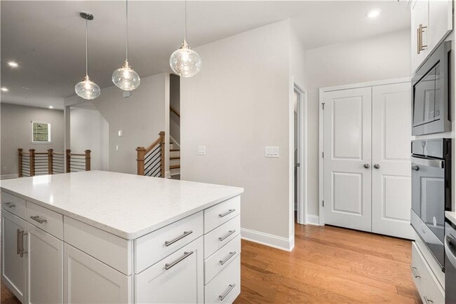 Building Photo - 2567 Astaire Ct NW