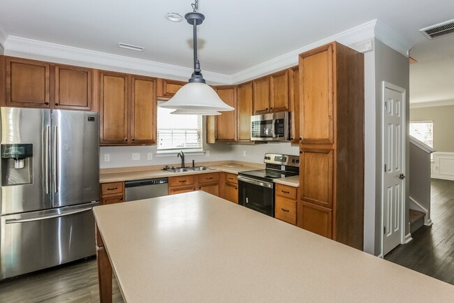 Building Photo - 13510 Anne Browers Rd