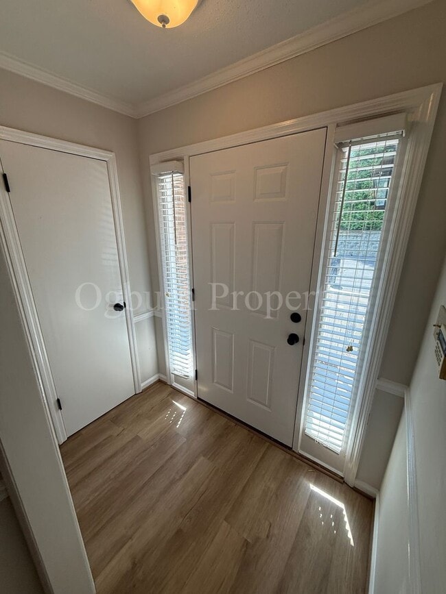 Building Photo - 1905 Winding Ridge Ct
