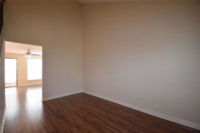 Building Photo - 15107 Kimberley Ct